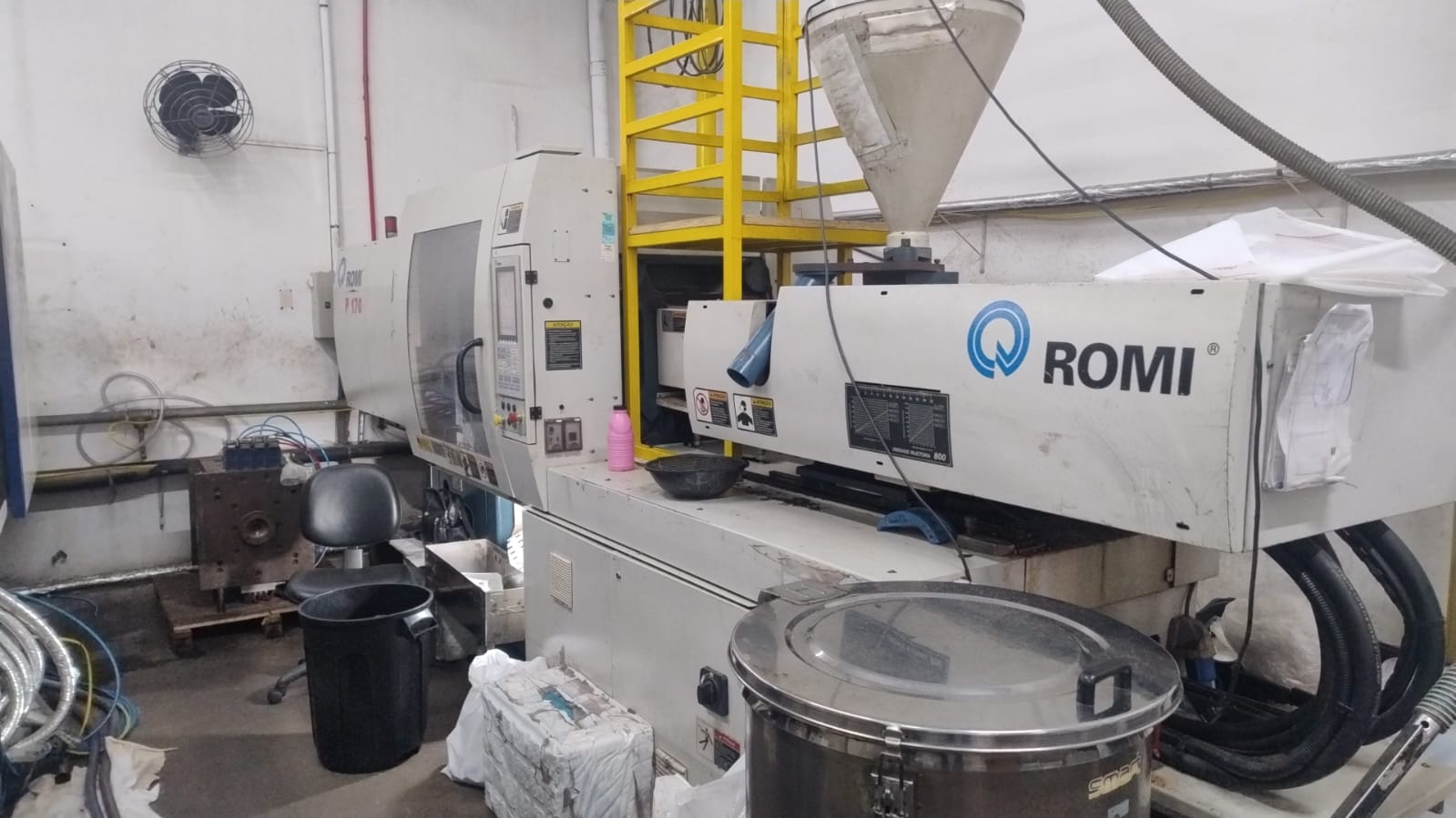 Injetora Romi 170 ton